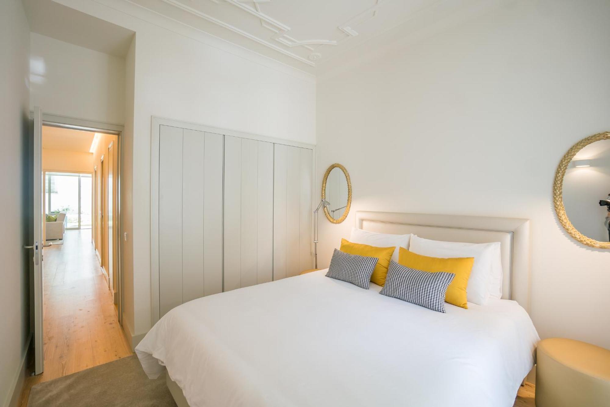 Courtyard & Elegance Apartment Lisbona Esterno foto