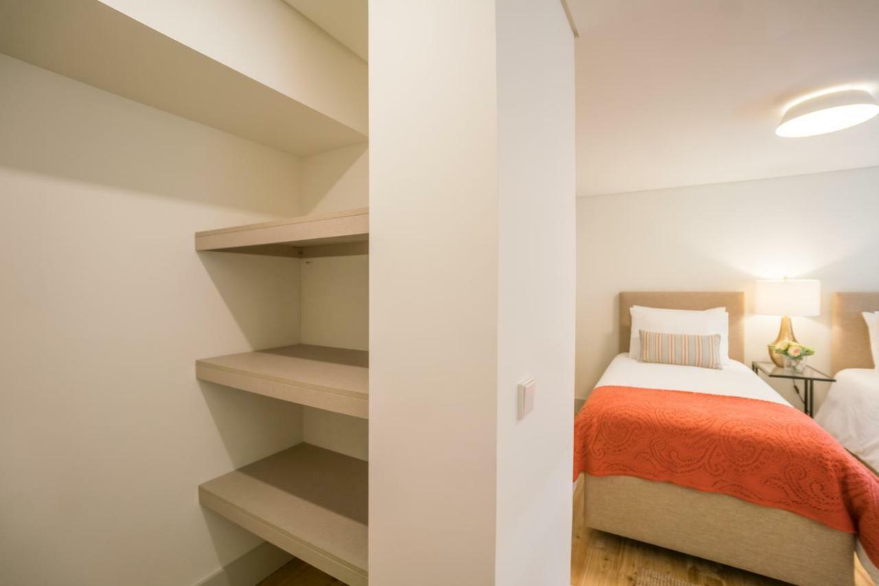 Courtyard & Elegance Apartment Lisbona Esterno foto