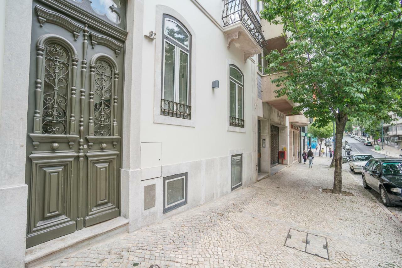 Courtyard & Elegance Apartment Lisbona Esterno foto