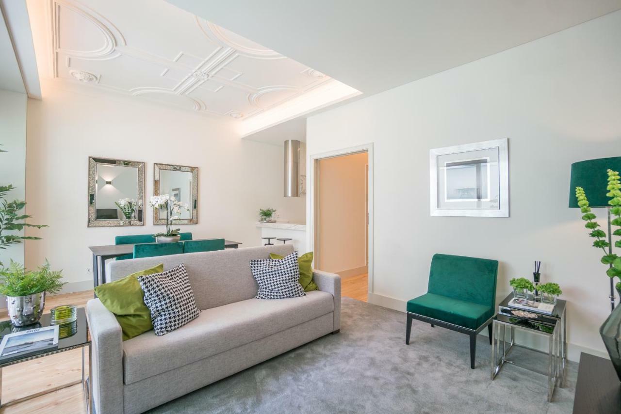 Courtyard & Elegance Apartment Lisbona Esterno foto