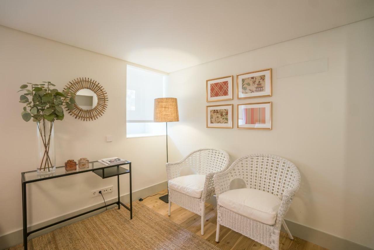 Courtyard & Elegance Apartment Lisbona Esterno foto