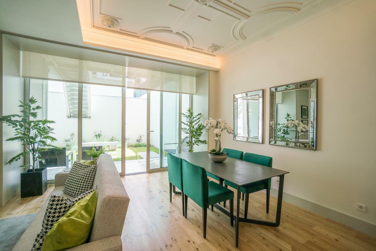 Courtyard & Elegance Apartment Lisbona Esterno foto