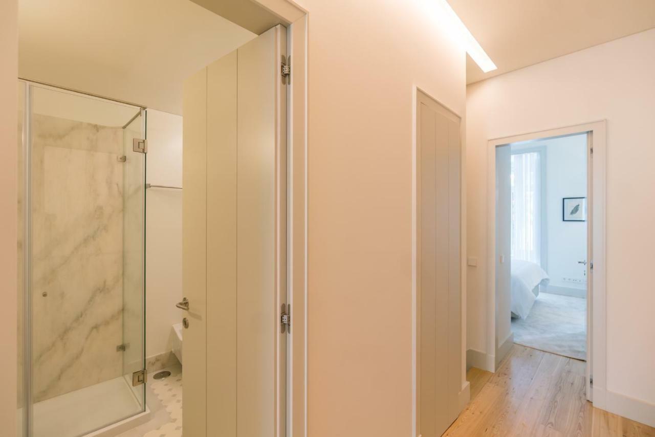 Courtyard & Elegance Apartment Lisbona Esterno foto