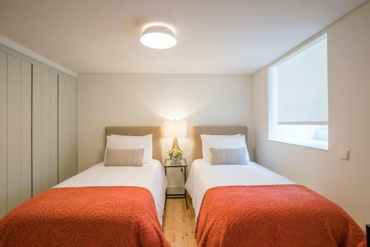 Courtyard & Elegance Apartment Lisbona Esterno foto