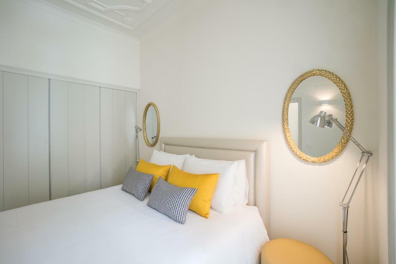 Courtyard & Elegance Apartment Lisbona Esterno foto